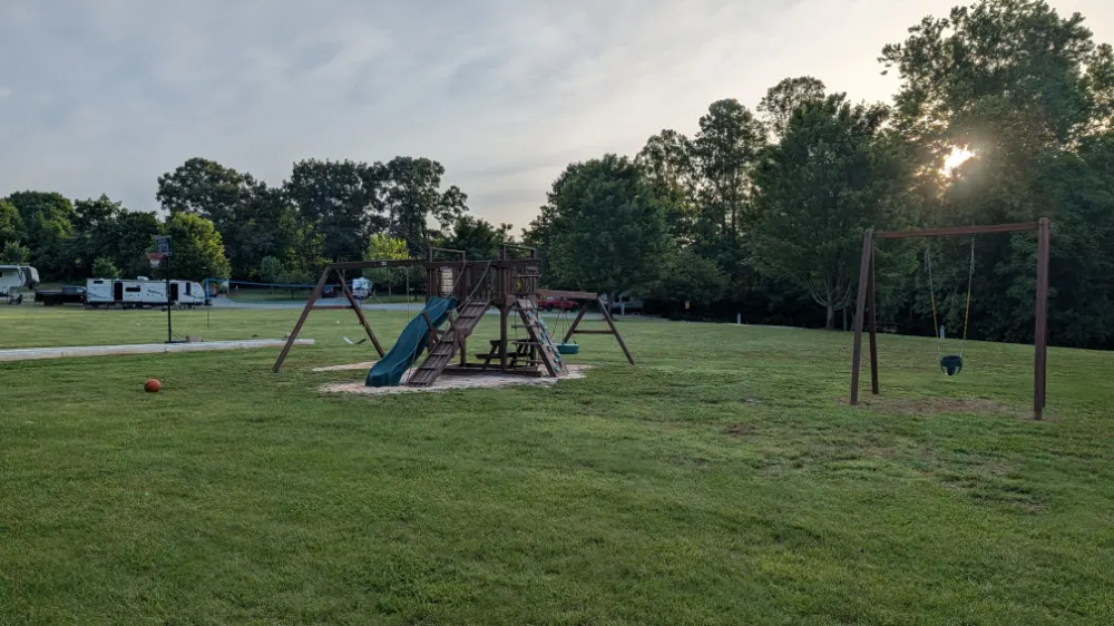 Smith Mountain Campground in Penhook, VA