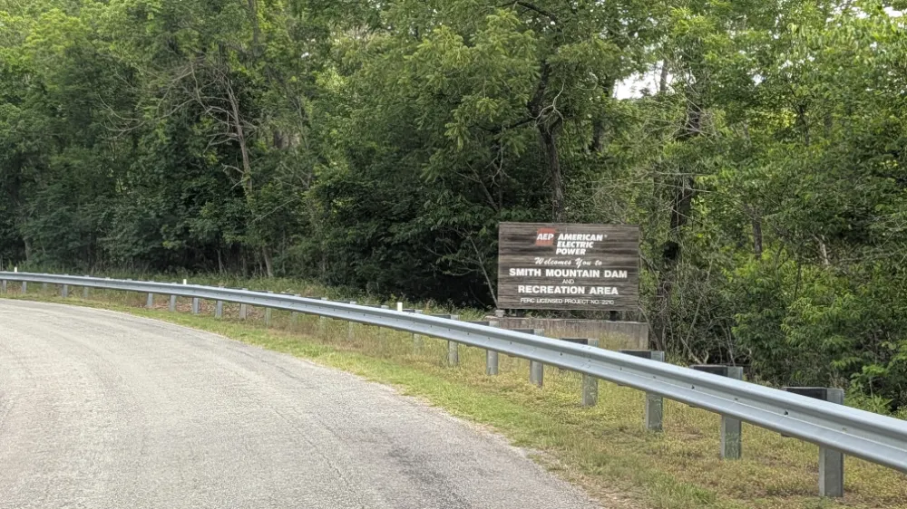 Entrance to Smith Mountain Dam