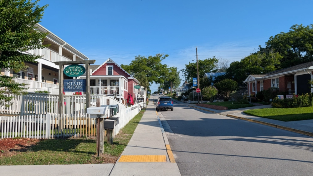 A quiet street in Swansboro, NC